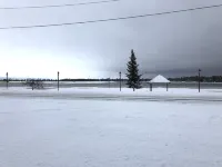 The Bayview Motel - Fort Frances, on - Lakeside Motel Hotels in Fort Frances