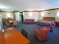 Los Cedros Hotel Inn فنادق في نويفو كاساس غرانديز