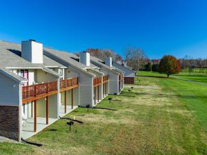 Crown Resorts at Lake Tansi West