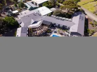 Mercure Kangaroo Island Lodge Отели в г. Кингскот