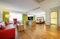 Mercure Hotel Saarbruecken City Hotels near Dudweiler Anger