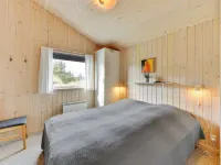 "Electra" - 500m to the Fjord