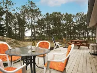 "Tove" - 1.5km from the Sea - parking
