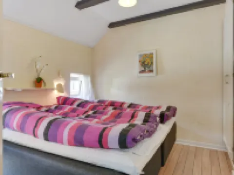 "Swening" - 2.1km from the Sea