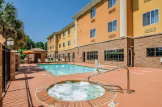 Comfort Suites Hoteles en Alexandría