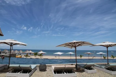 Palm Beach Resort & Spa Hotels in 