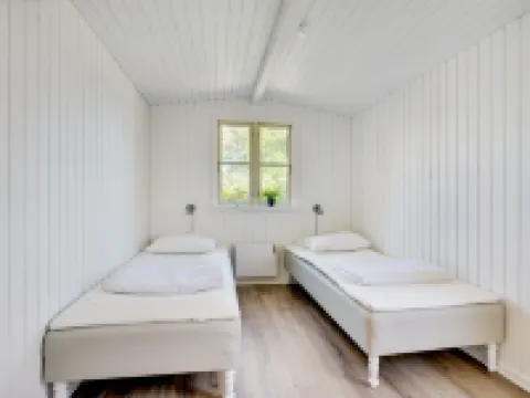 "Hwitserk" - 5m from the Sea