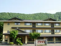 Towadako Shinzantei Hotels in 