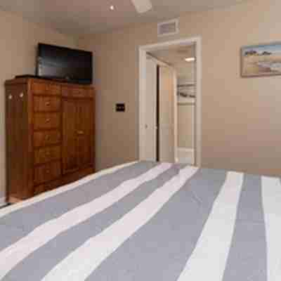 Phoenix VI by Brett Robinson Vacations Rooms