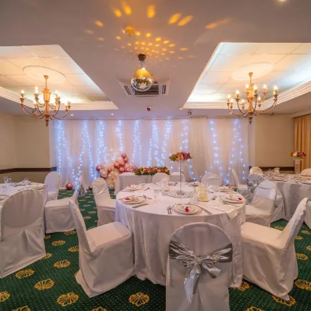 The Balmoral - Halaal