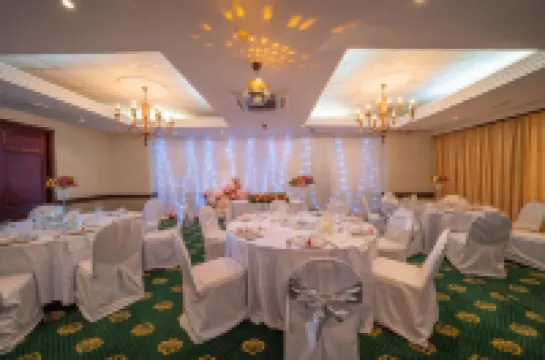 The Balmoral - Halaal