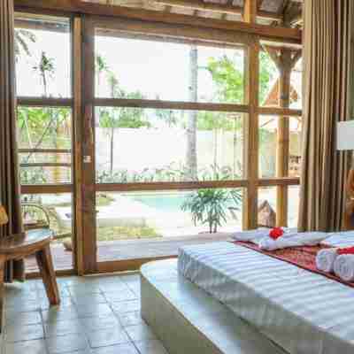 Villa Burung Gili Air Authentic 3-Bedroom Bamboo Villa with Private Pool Rooms
