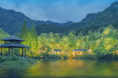 Found Retreat Jiande Hangzhou