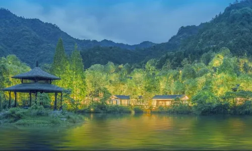 Found Retreat Jiande Hangzhou