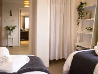 An Caladh Hotels near St. Columba's Isle