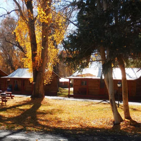 Elkhorn Lodge