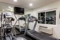 Days Inn by Wyndham San Diego Hotel Circle - Phòng tập thể hình