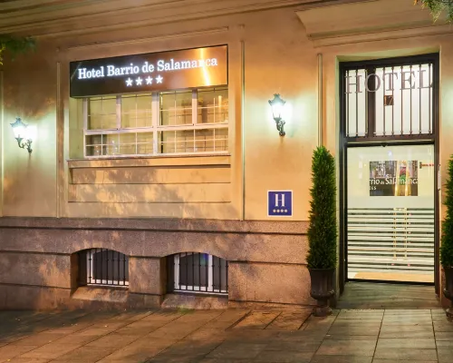 Suites Barrio de Salamanca Hotel berhampiran Serrano