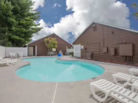 Super 8 by Wyndham Christiansburg Hotels in Christiansburg