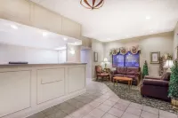 Days Inn by Wyndham Dover Downtown - Moteles