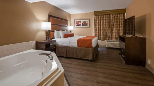 Best Western Crossroads of the Bluffs Hotels in Council Bluffs