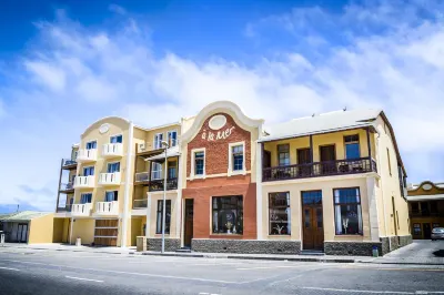 Hotel A la Mer Các khách sạn gần Skeleton Beach Backpackers