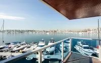 Marina del Rey Hotel - Beach