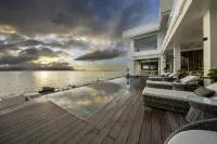 Burgos Reef Boutique Resort فنادق في Padre Burgos