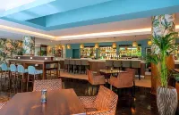 Limerick Strand Hotel - bar
