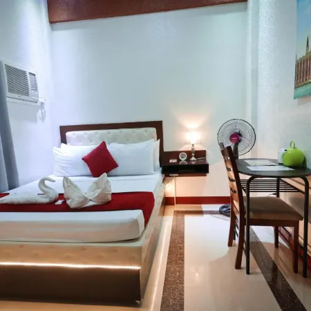 Elizabeth Hotel - Naga