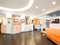 Ibis Como Hotel a Grandate