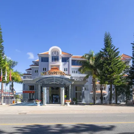 Vietsovpetro Hotel Dalat Отели рядом с достопримечательностью «Музей Лам Донг»