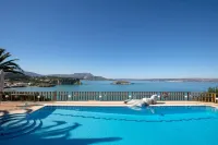 Coco Seaview Apartment, 60Sec Walk from Beach!