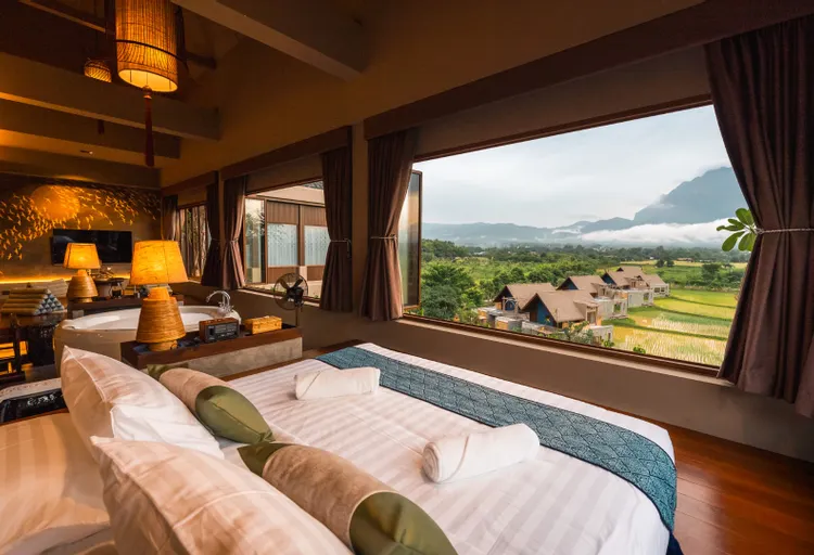 Penthouse Wellness Suite [King Size Bed]: G6