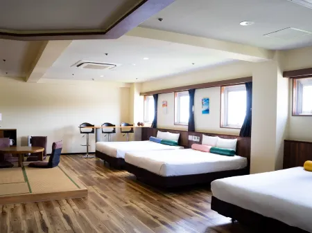 Rycom Crystal Hotel Отели рядом с достопримечательностью «Окинава Сити-зал Обсерватории»