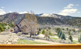 Large Sterling Cabin < 1 Mi to Palisade State Park