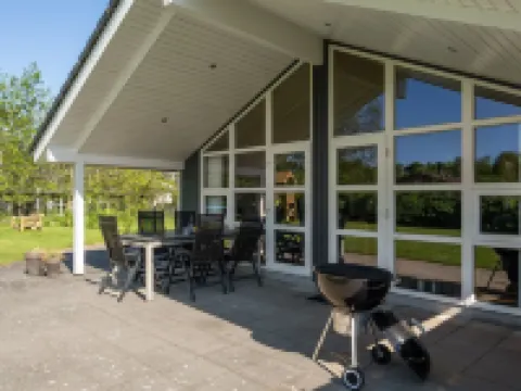 "Eicke" - 12km from the Sea