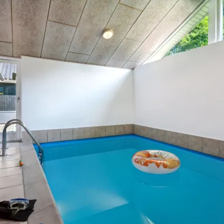 "Edin" - 150m from the Sea