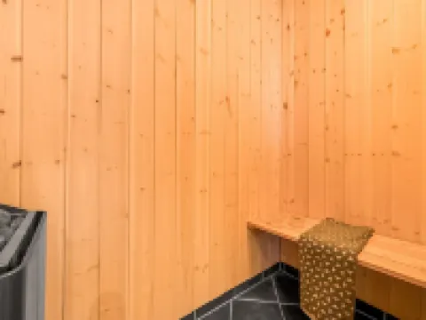 "Hendrina" - 250m to the Fjord Hotels in Skjern