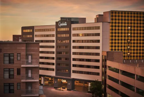 Graduate by Hilton Iowa City Hotels in West Lucas