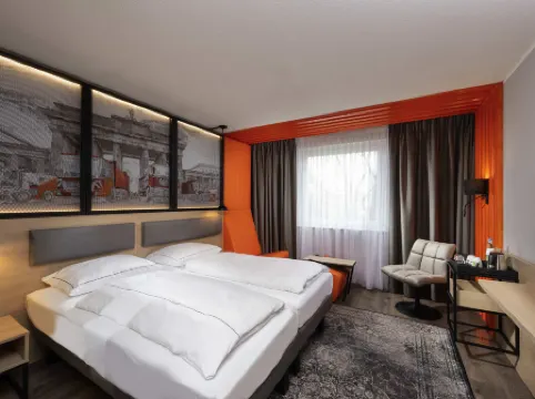 ibis Styles Berlin Treptow Отели рядом с достопримечательностью «Парк ам Штихканаль»
