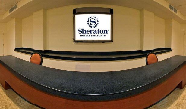 쉐라톤 수영장 시설