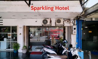 RedDoorz at Sparkling Hotel Surabaya