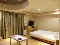 Via PAR Hotel Itami Hotel a Ikeda