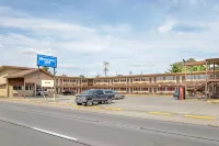 Rodeway Inn Terre Haute - Bãi đậu xe