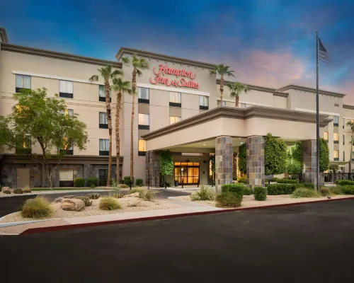 Hampton Inn & Suites Phoenix North/Happy Valley Hotels near Deer Valley