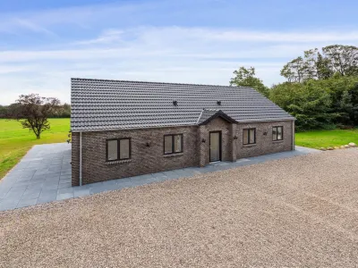 "Landuin" - 30km from the Sea Hotels near Klokkespil Løgumkloster