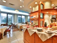 Hotel Plaza - Bữa sáng