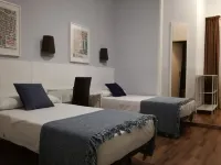 Hostal Lesseps