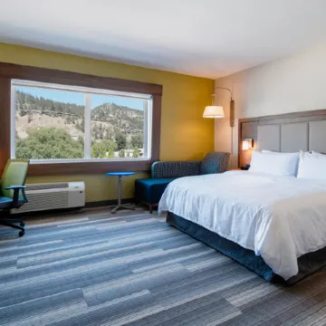Holiday Inn Express & Suites KELOWNA - EAST by IHG Hotels near The University of British Columbia - Okanagan Campus